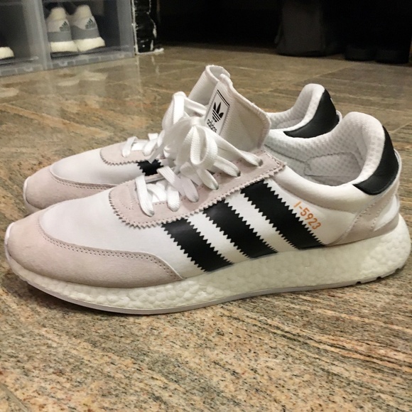 cq2489 adidas
